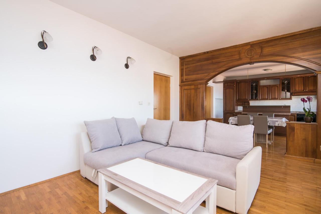 Apartman Josipa Trogir Bagian luar foto